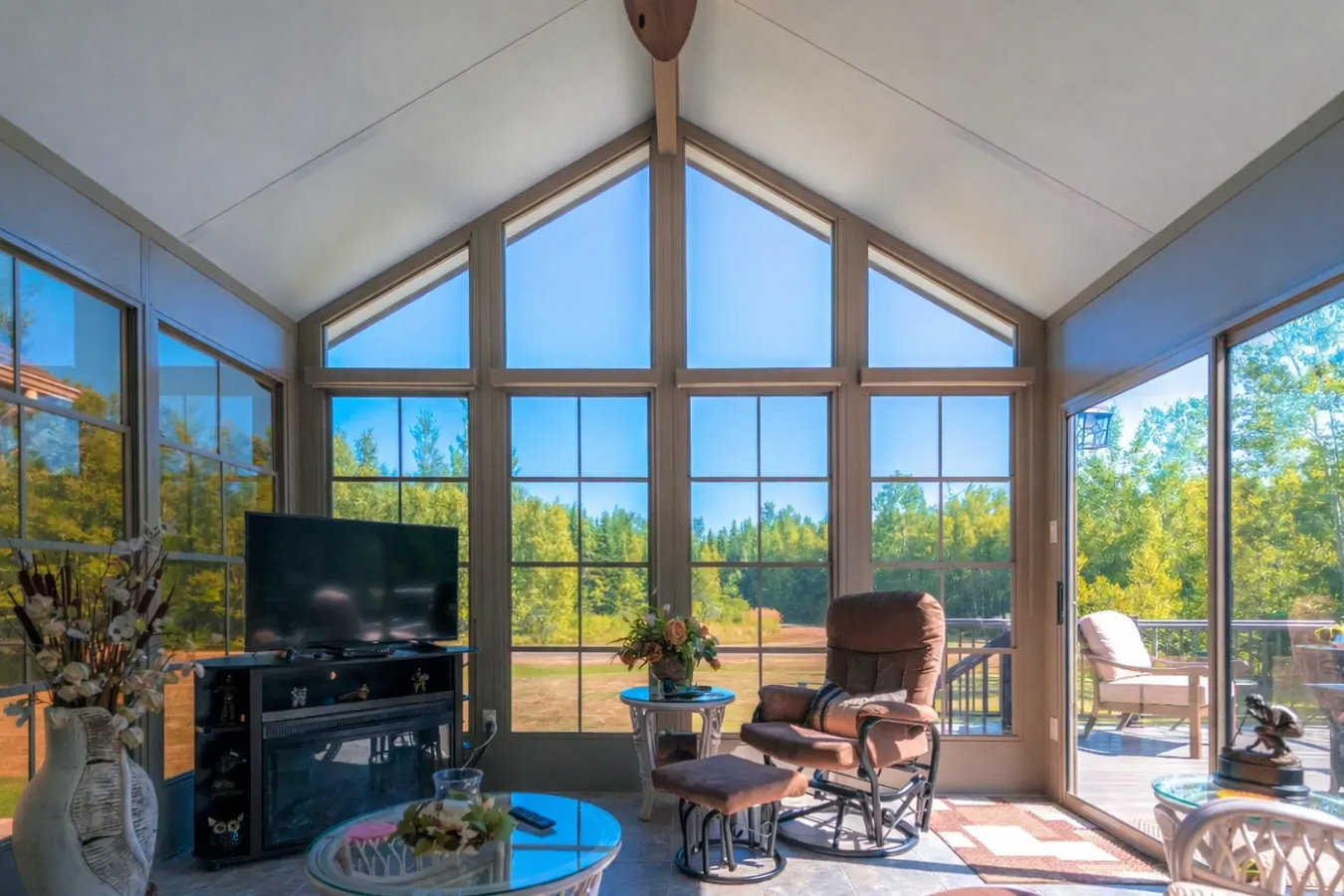 Vinyl sunrooms in Visalia, CA